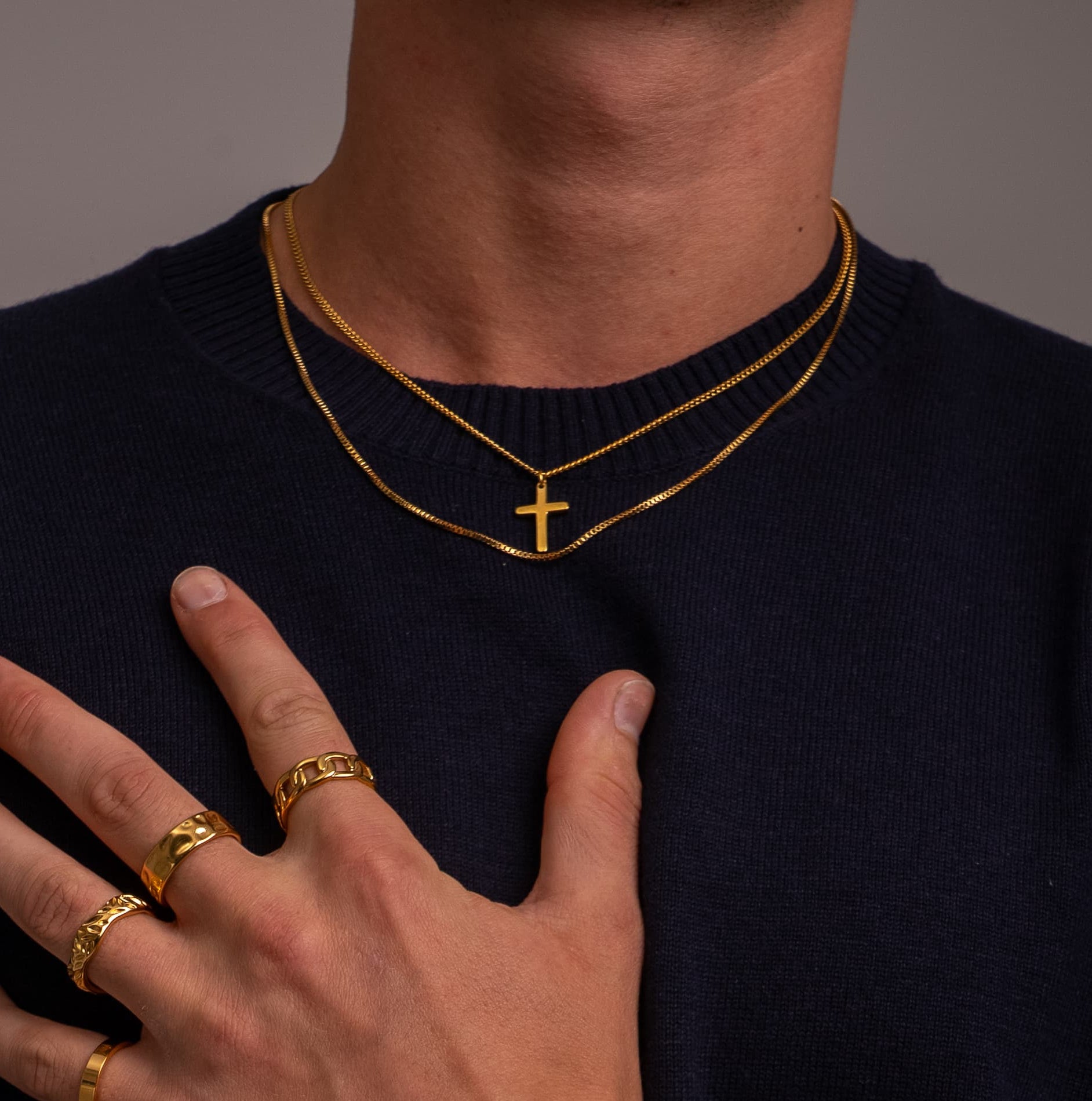 CROSS NECKLACE